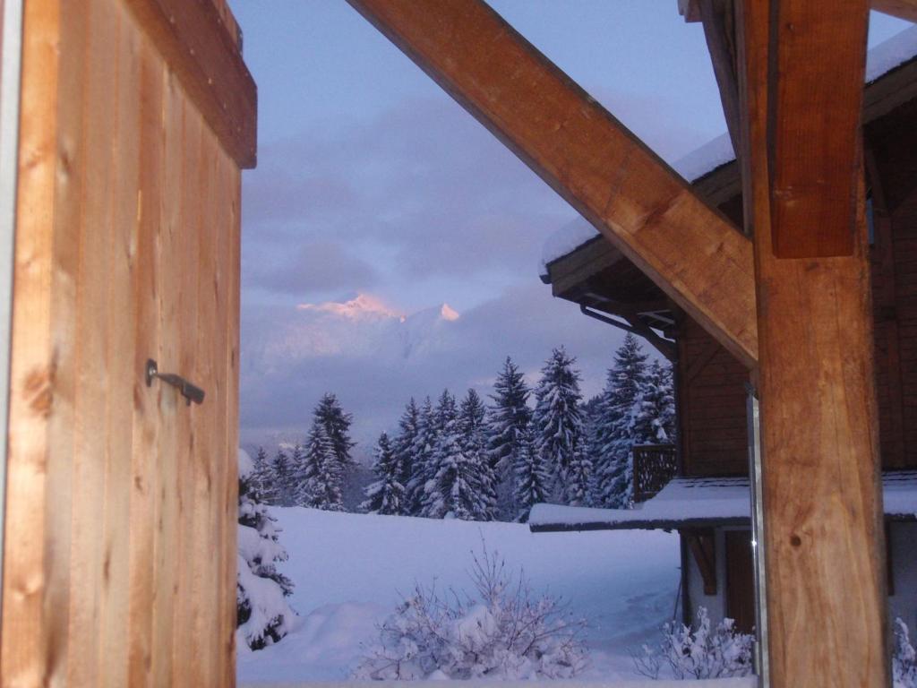 Lou Stalet Au Pays Du Mont Blanc "Charmance" Acomodação com café da manhã Cordon Exterior foto